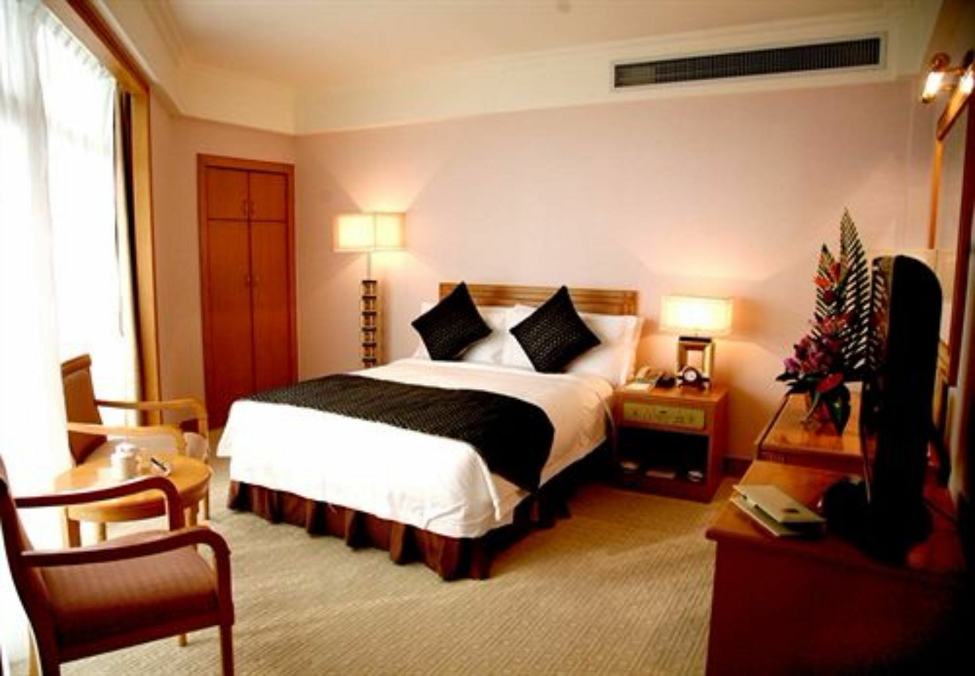 Langfang International Hotel エクステリア 写真